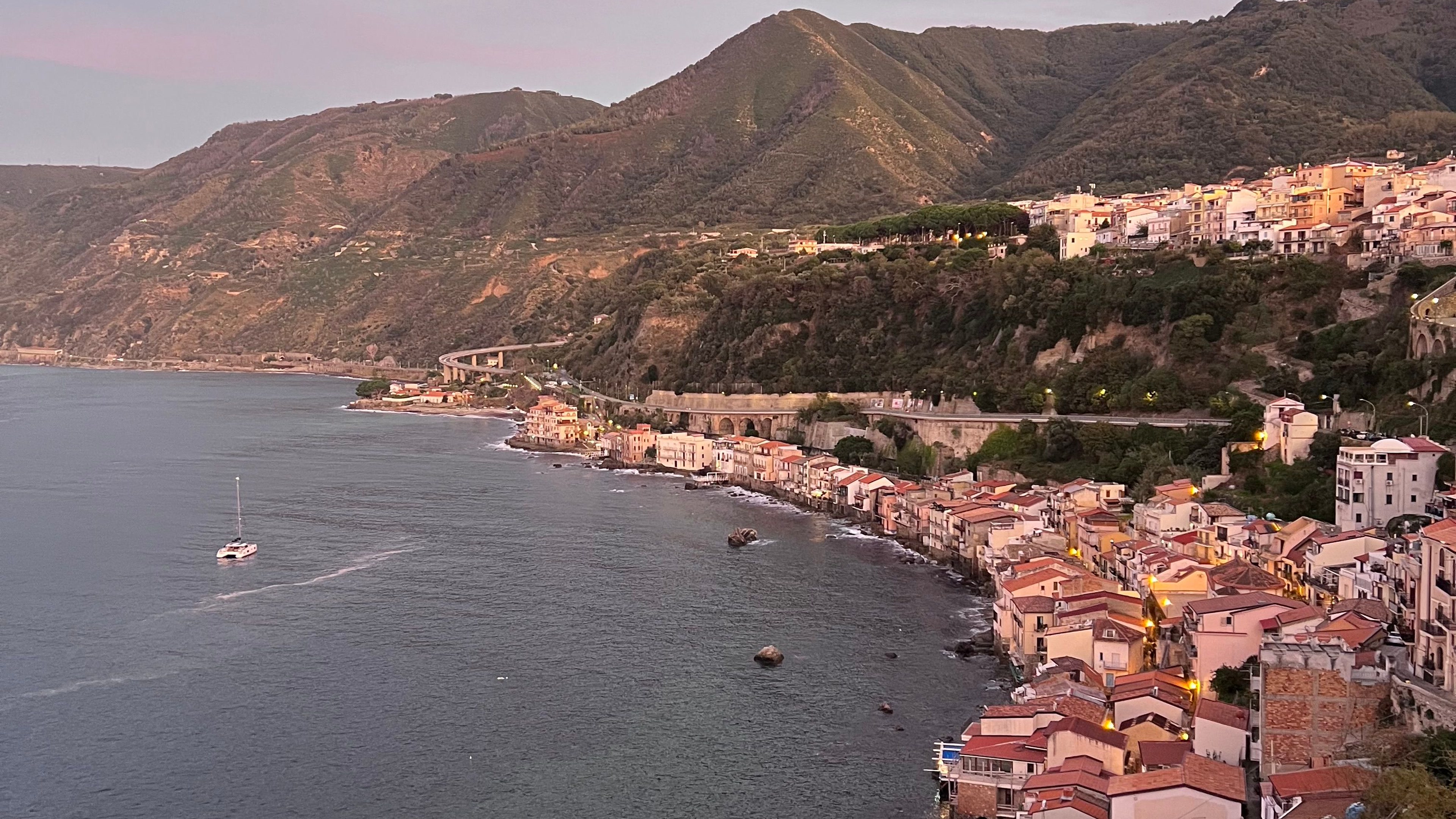 Scilla, Costa Viola